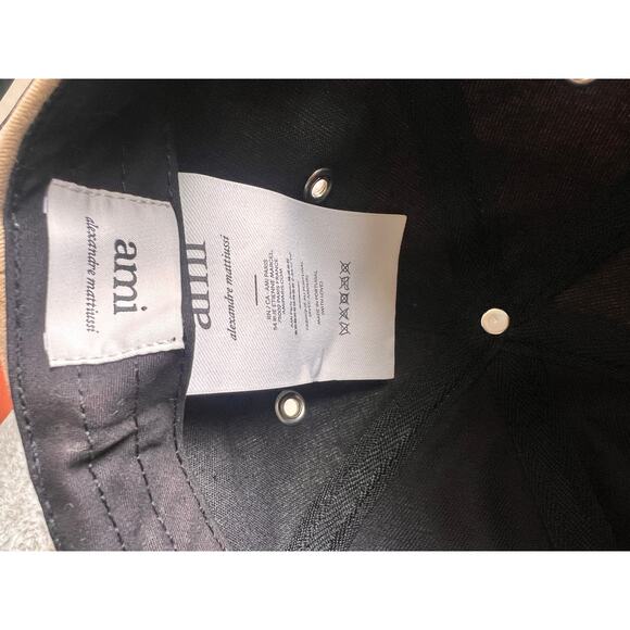 AMI BASEBALL CAP NEW WITH TAGS - Picture 8 of 8